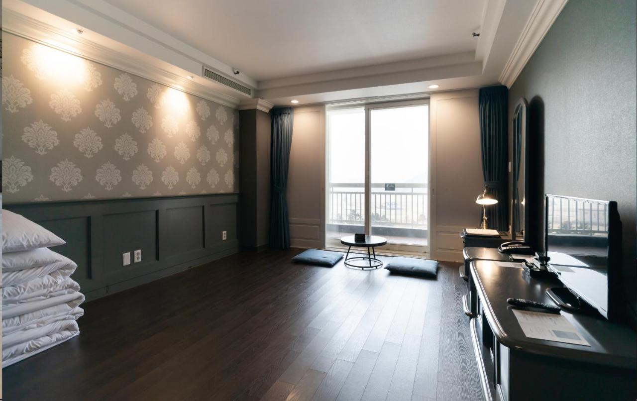 Kensington Hotel Pyeongchang Esterno foto